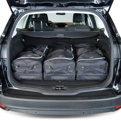 Pack de 6 sacs de voyage sur-mesure pour Ford Focus III (de 2010 à 2018) - Gamme Classique