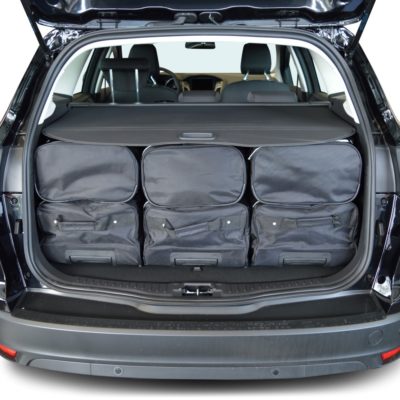 Pack de 6 sacs de voyage sur-mesure pour Ford Focus III (de 2010 à 2018) - Gamme Classique