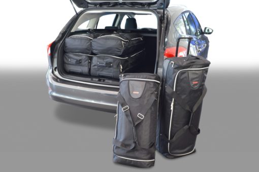 Pack de 6 sacs de voyage sur-mesure pour Ford Focus IV (depuis 2018) - Gamme Classique