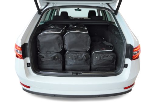 Pack de 6 sacs de voyage sur-mesure pour Skoda Superb III Combi (3V) (depuis 2015) - Gamme Classique