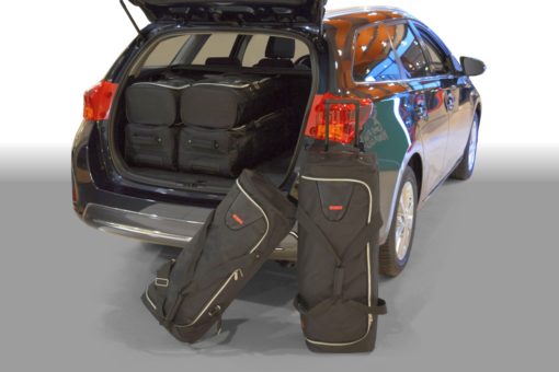 Pack de 6 sacs de voyage sur-mesure pour Toyota Auris II TS (de 2013 à 2019) - Gamme Classique